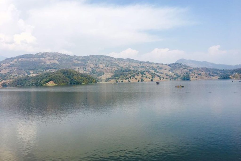 48cd5a5d-9e90-410c-bc3e-a71c83f69ec1_boating-on-begnas-lake-and-easy-short-hiking-to-view-of-rupa-lake-from-pokhara-xlarge